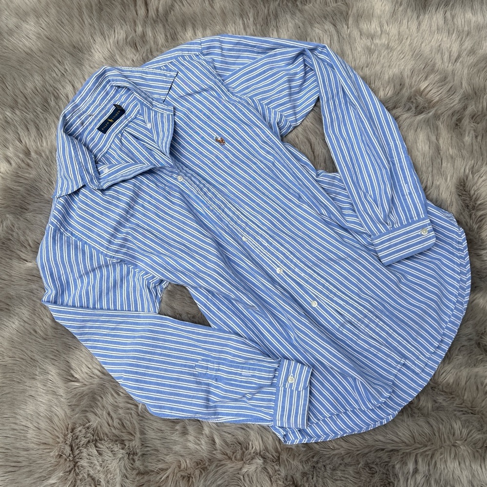 Ralph Lauren Blue and White Casual Button Down Shirt